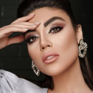 نمونه کار سالن زیبایی نیکی خلعتبری