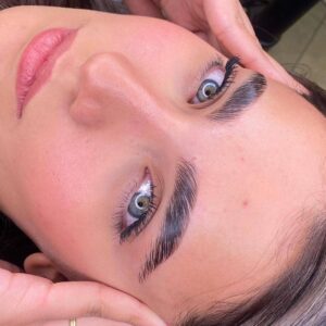 نمونه کار سالن زیبایی لابلا