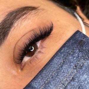 نمونه کار سالن زیبایی بزم آرا