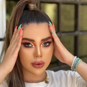 نمونه کار سالن زیبایی شقایق میری