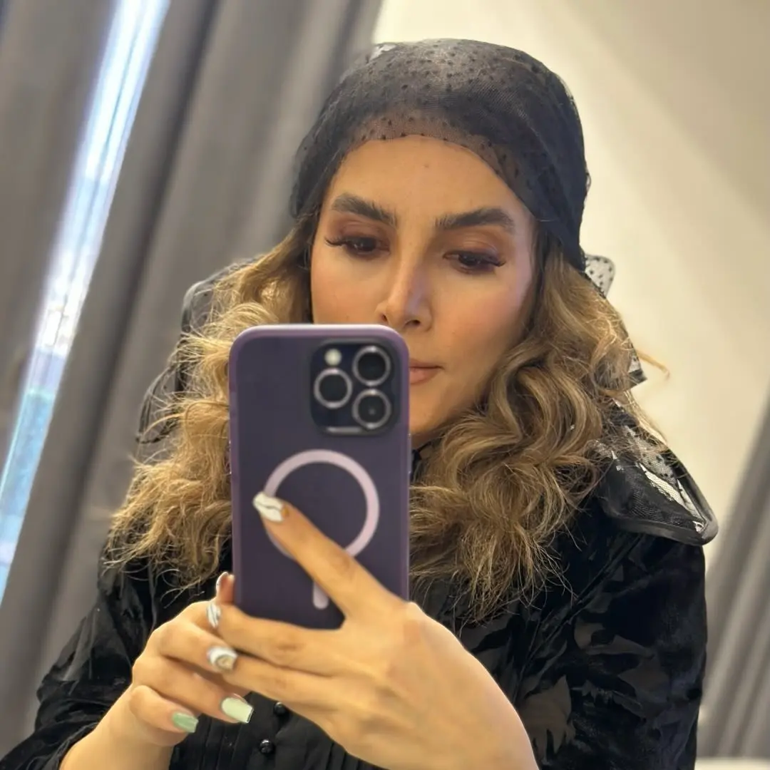تصویر اصلی سالن زیبایی مونا قنبری تصویر اصلی سالن زیبایی مونا قنبری
