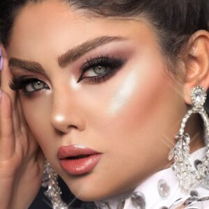نمونه کار سالن زیبایی چهره سازان