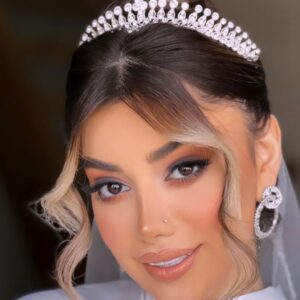 نمونه کار سالن زیبایی کوثر گودرزی