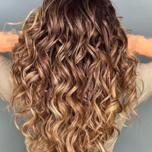 نمونه کار سالن زیبایی سیندال