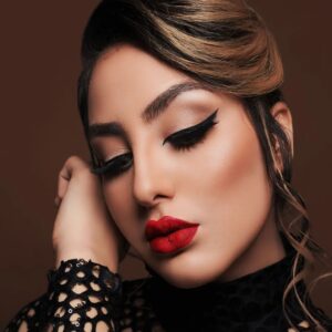 نمونه کار سالن زیبایی چم