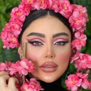 نمونه کار سالن زیبایی فائزه کریمی