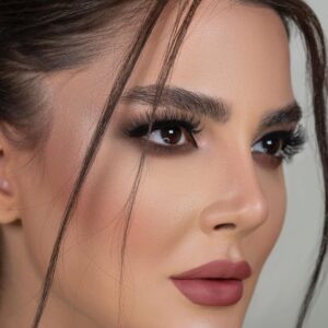 نمونه کار سالن زیبایی بژ