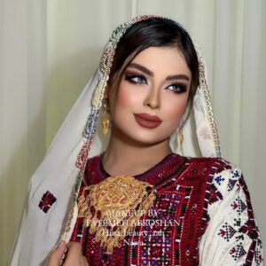 نمونه کار سالن زیبایی هینا