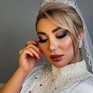 نمونه کار سالن زیبایی تاج طلایی