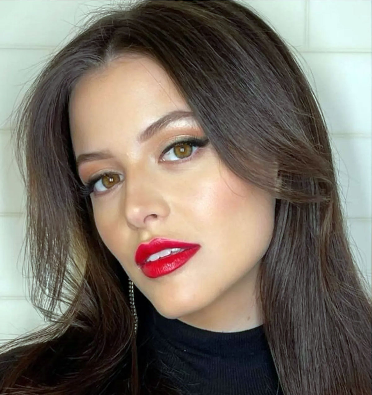 راز درخشیدن در سال ۲۰۲۵؛ تازه ترین ترندهای آرایش و زیبایی زنانه