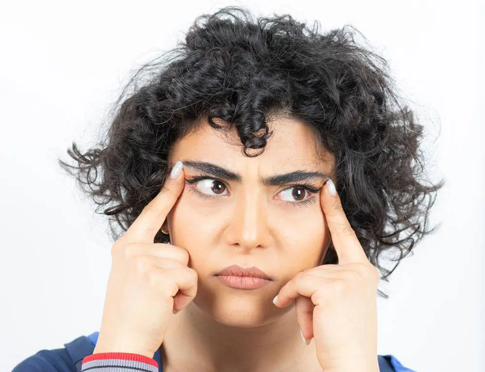 راه های پرپشت کردن ابرو