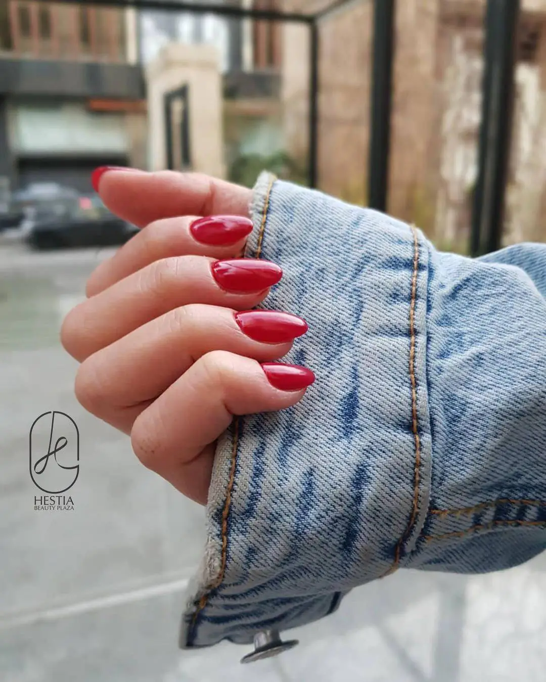 نمونه کارهای مجموعه زیبایی هستیا