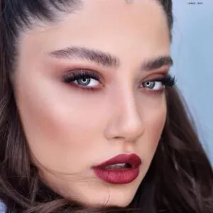 نمونه کار سالن زیبایی زن