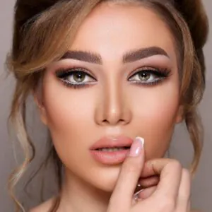 نمونه کار سالن زیبایی آوای ماهور