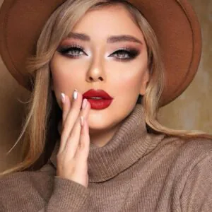 نمونه کار سالن زیبایی ساناز سعادتی