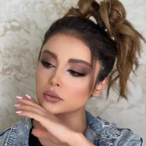 نمونه کار سالن زیبایی ساناز سعادتی