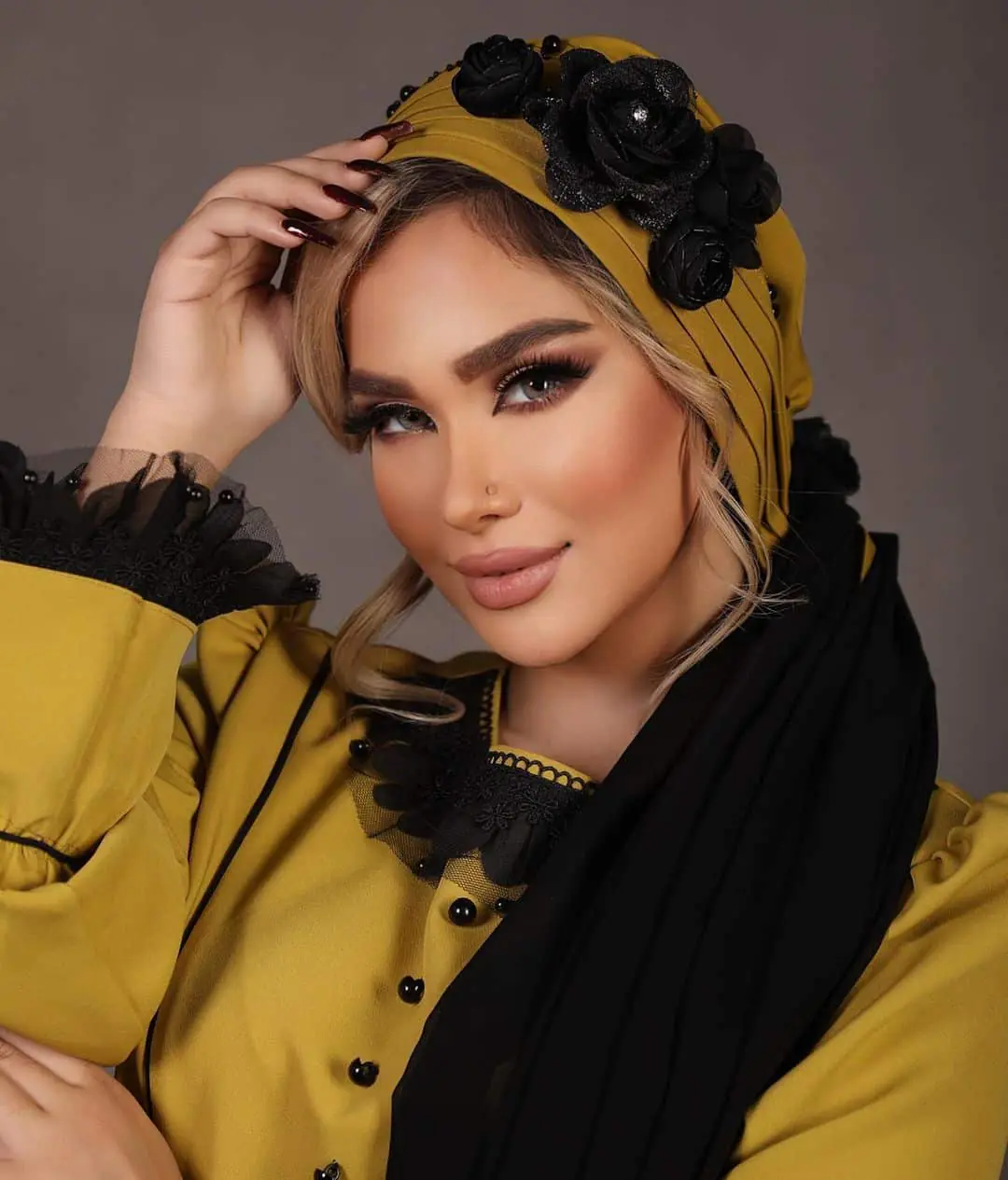 نمونه کارهای سالن زیبایی زر بیوتی