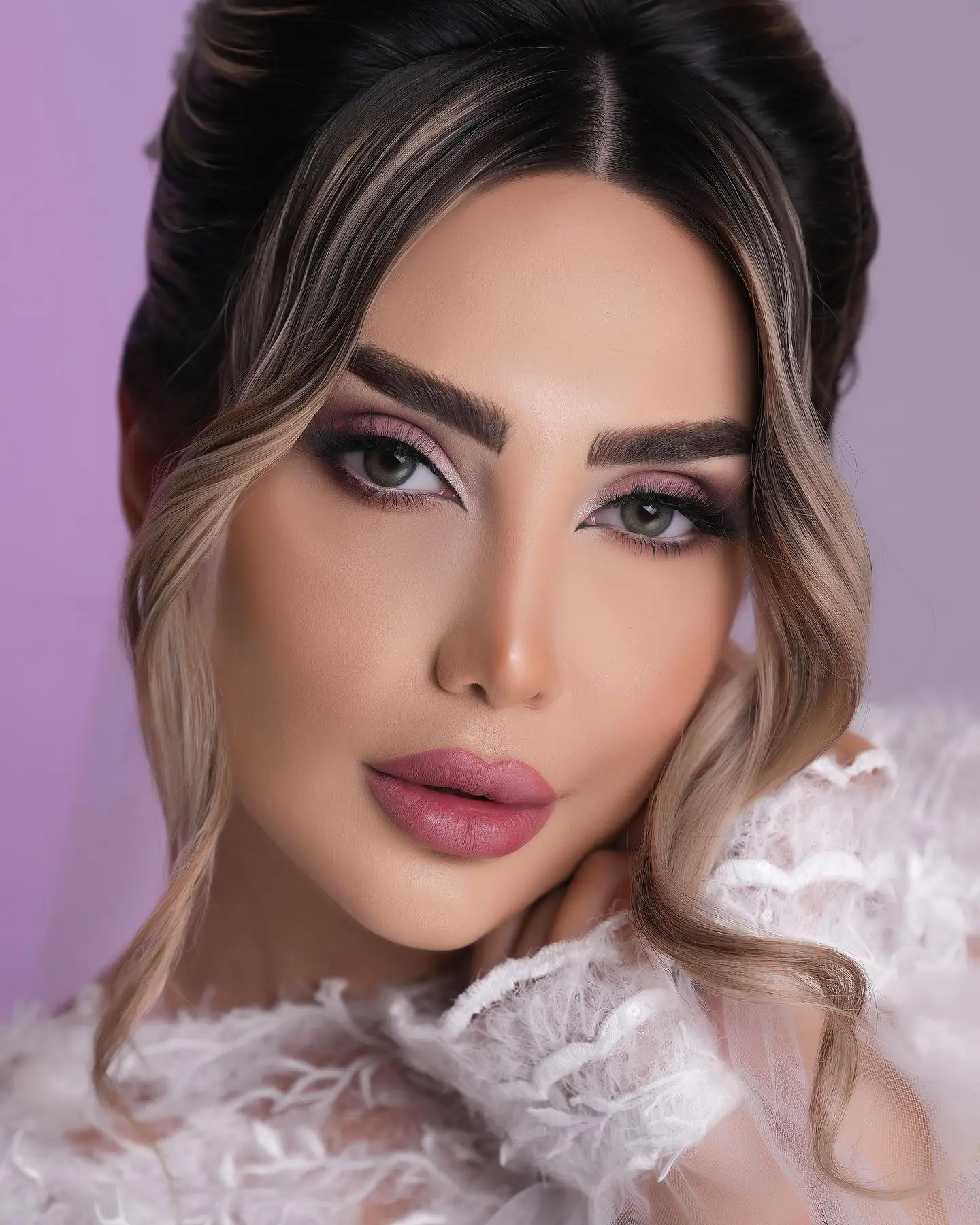 نمونه کارهای سالن زیبایی شقایق میری