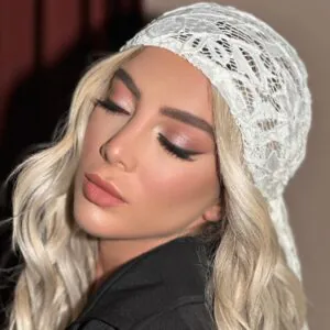 نمونه کار سالن زیبایی مونا