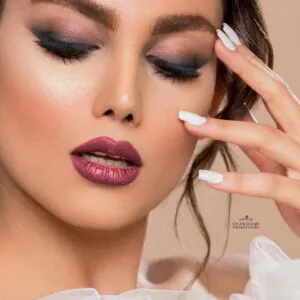 نمونه کار سالن زیبایی خانمی