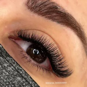 نمونه کار سالن زیبایی ماه آرا