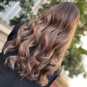 نمونه کار سالن زیبایی ماکیاژ