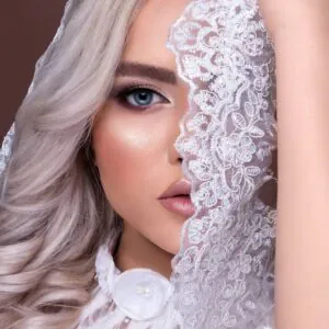 نمونه کار سالن زیبایی مونا قادری