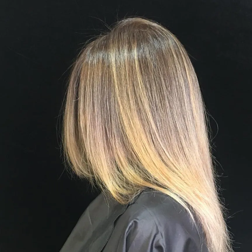 نمونه کارهای سالن زیبایی ماریا رادمهر