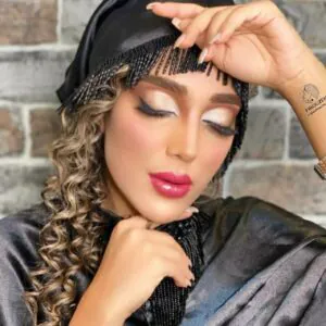 نمونه کار سالن زیبایی فیروزه شیرازی