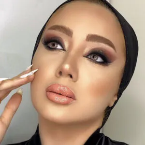 نمونه کار سالن زیبایی آی تای شکیبافر