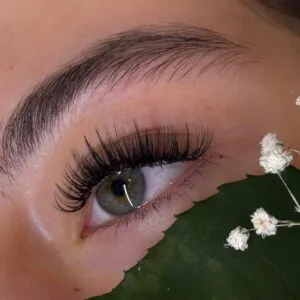 نمونه کار سالن زیبایی غوغا