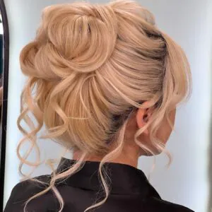 نمونه کار سالن زیبایی گیشه