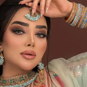 نمونه کار سالن زیبایی دومیم