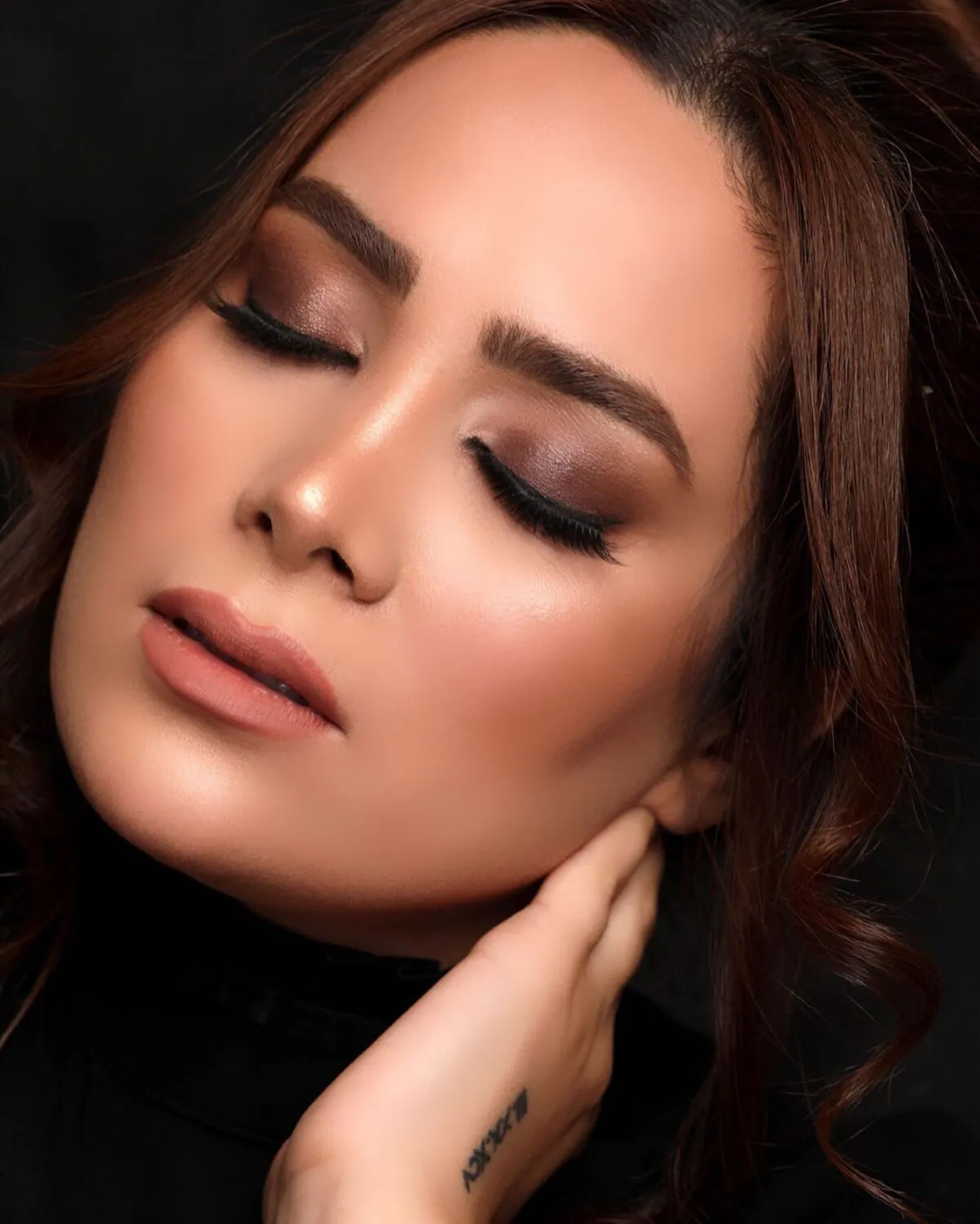 نمونه کارهای سالن زیبایی داتیس