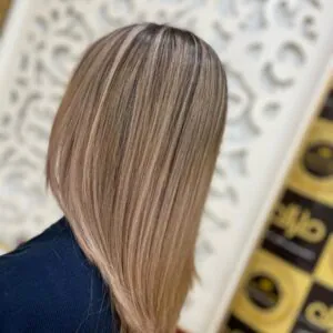 نمونه کار سالن زیبایی مارال